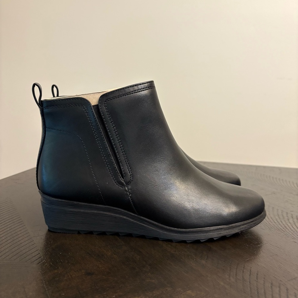 Easy Spirit Black Ankle Boots Women's Size 8W Wide NWOT Side Zipper Wedge Heel - Picture 2 of 11